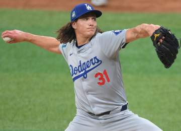 ドジャース急転 グラスノーが負傷者リスト入り ロバーツ監督「2、3日様子を見る」も1時間後に決断 13連戦開始前に痛い離脱