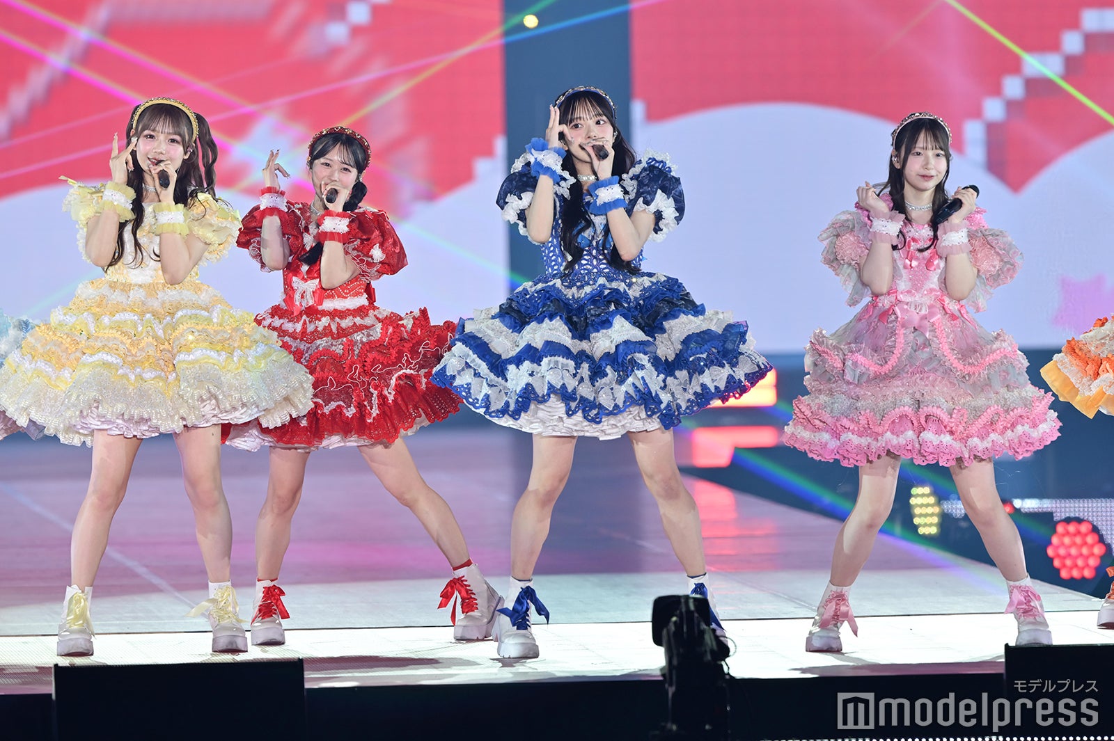 （C）モデルプレス