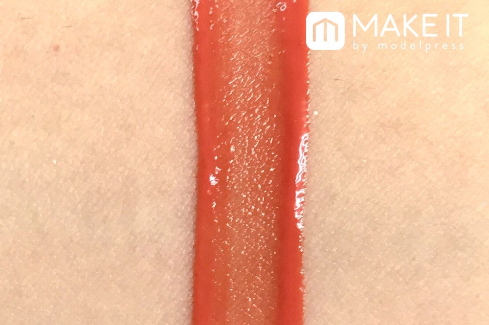 【shiro】「ミントジンジャーリップバター」“8C06 コーラルオレンジ”使用 (C)メイクイット