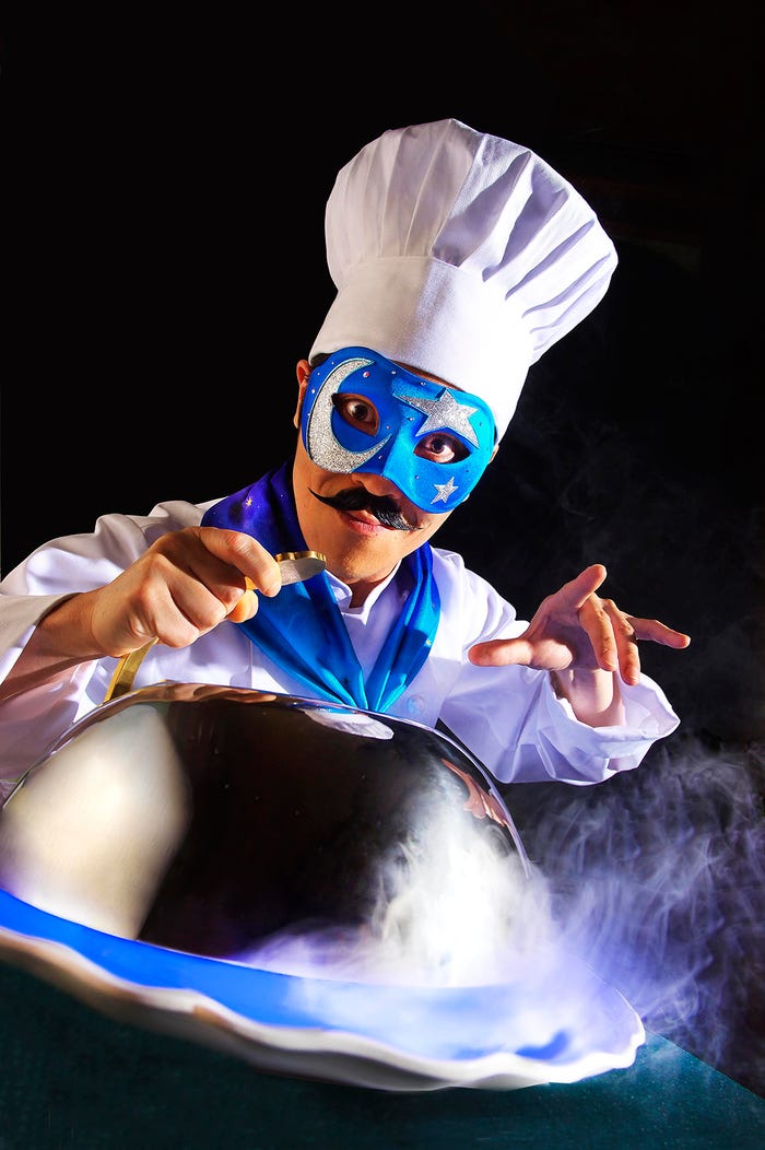 不思議な魔法の力を持った“マジカルシェフ”(C)Disney