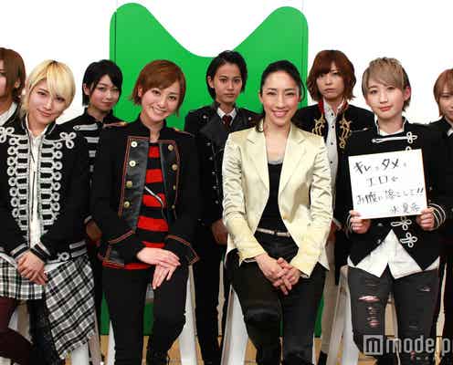 話題の“イケメン女子”グループ・THE HOOPERS、元宝塚トップスターに魅了 号泣メンバーも