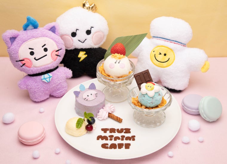 CHILLIとROMYとYOCHIのトリオプレート税込1,870円（C）TRUZ