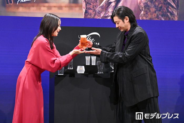 広瀬すず、オダギリジョー(C)モデルプレス