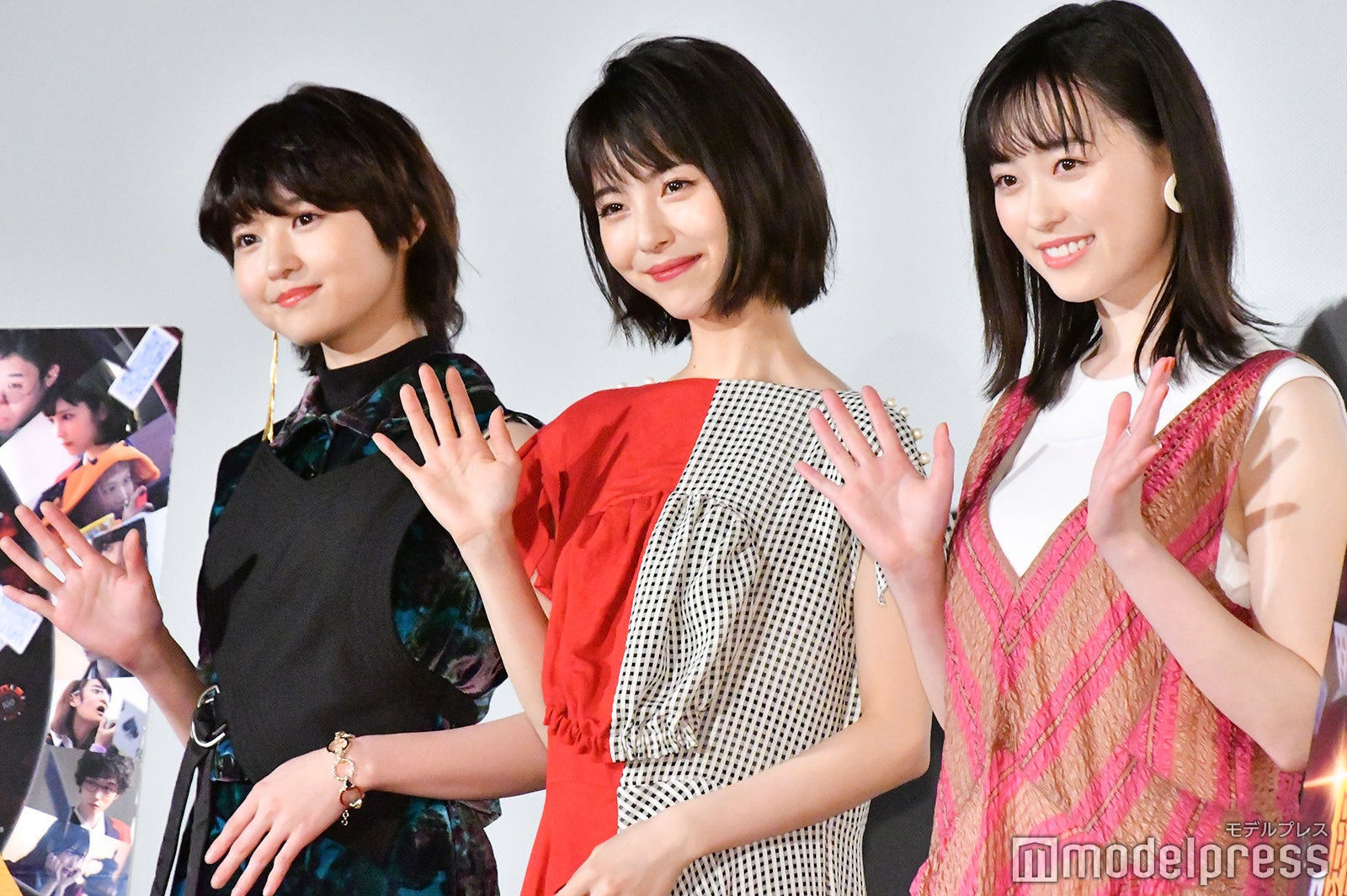 伊藤万理華、浜辺美波、福原遥 （C）モデルプレス