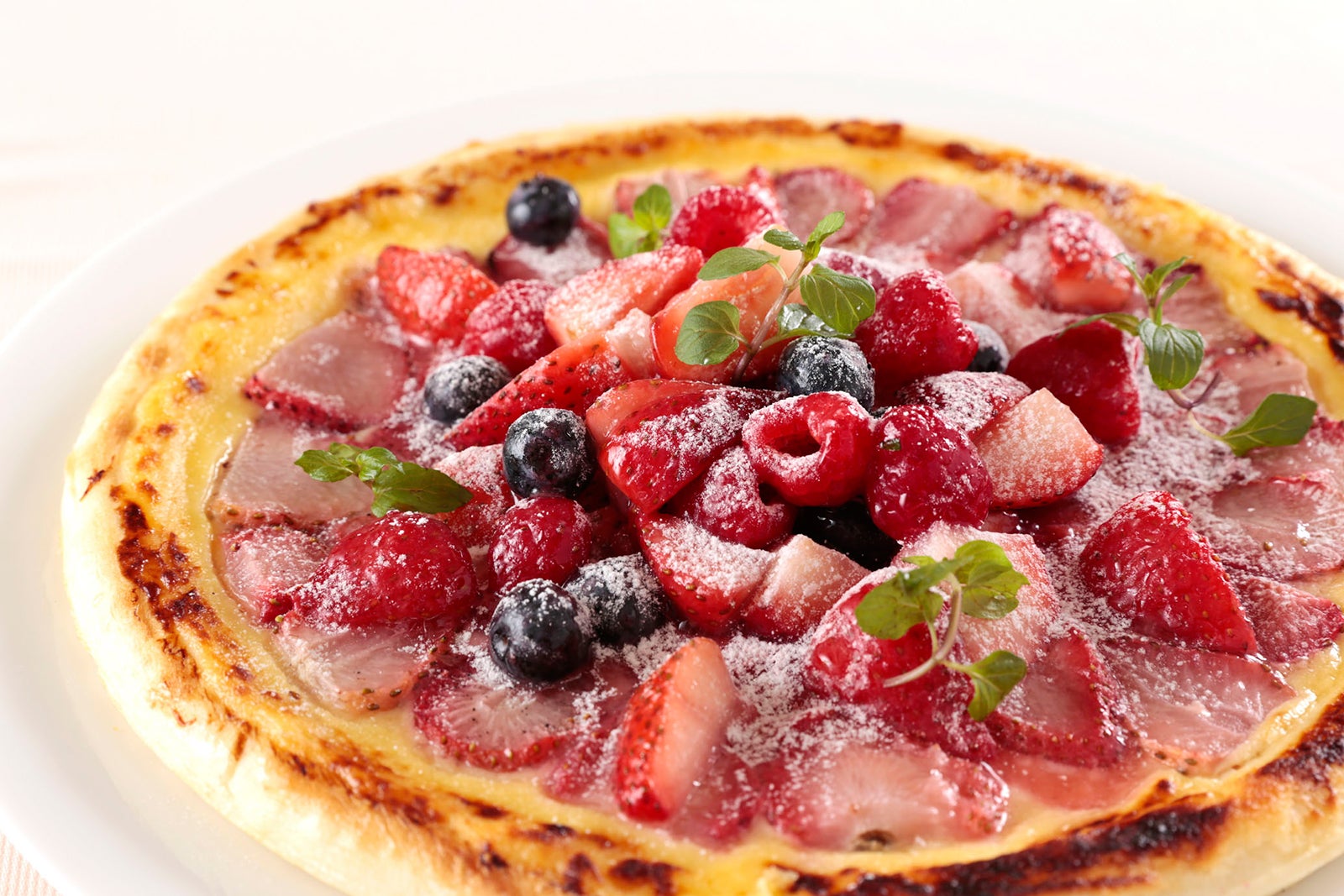 アフタヌーンスイーツブッフェ ～Strawberry Fair～／画像提供：横浜ベイシェラトン ホテル＆タワーズ