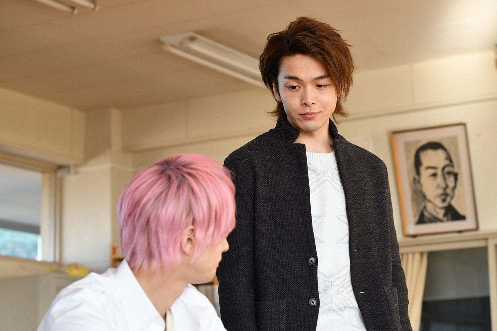 横浜流星、中村倫也／「初めて恋をした日に読む話」第5話より（C）TBS