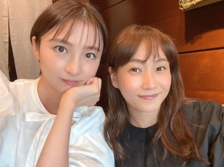 篠田麻里子＆藤本美貴、ママ友ランチ会で2ショット「いつまでも綺麗」「モー娘。とAKBのレジェンド」