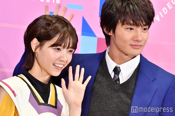 西野七瀬&野村周平(C)モデルプレス