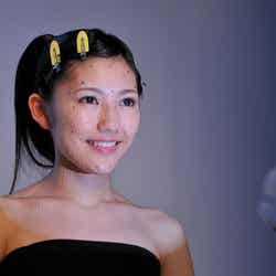 CM撮影に挑む渡辺麻友