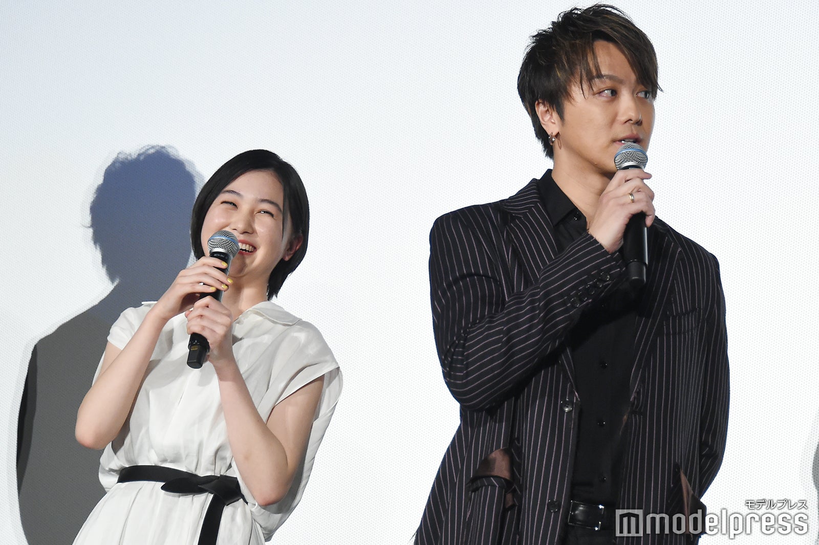 山口まゆ、TAKAHIRO （C）モデルプレス