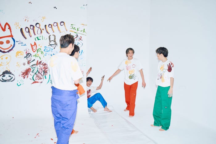 コムドット「ViVi men まるごと1冊コムドット」未公開オフショット/Photo:Hayato Takahashi(C)講談社