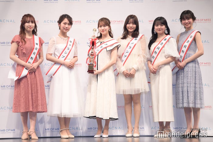 (左から)佐久間英凛さん、青野さくらさん、石川莉々花さん、吉永光来さん、北野瑠捺さん、新藤利佐さん(C)モデルプレス