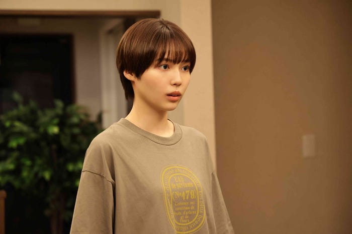 秋田汐梨(C)三つ葉優雨/小学館/NBCユニバーサル・エンターテイメントジャパン