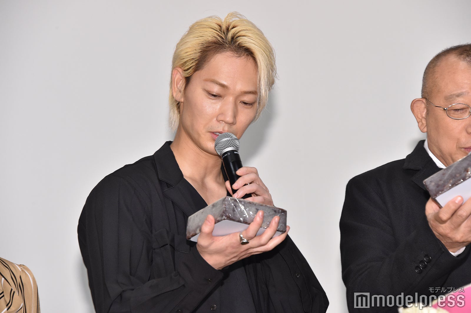 綾野剛（C）モデルプレス