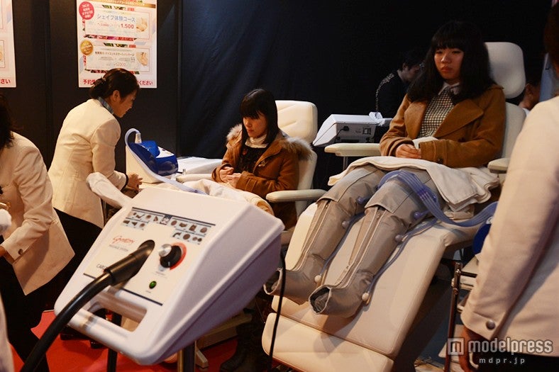 むくみもスッキリ！「脚やせシェイプ」