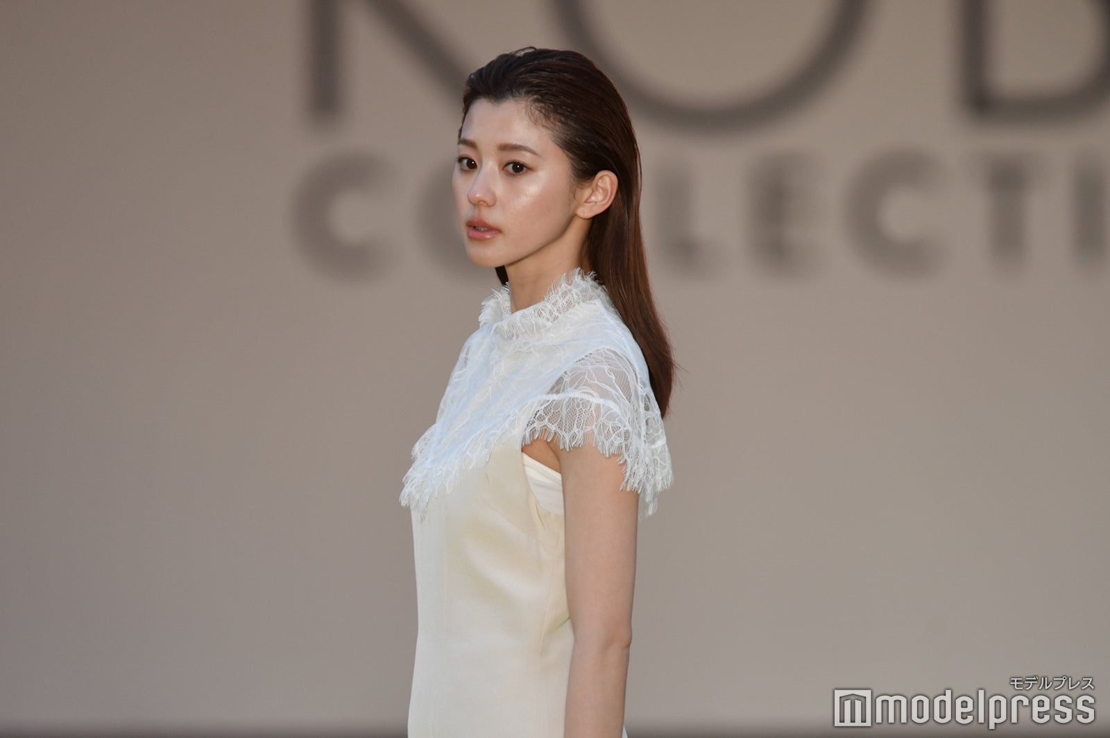 朝比奈彩（C）モデルプレス