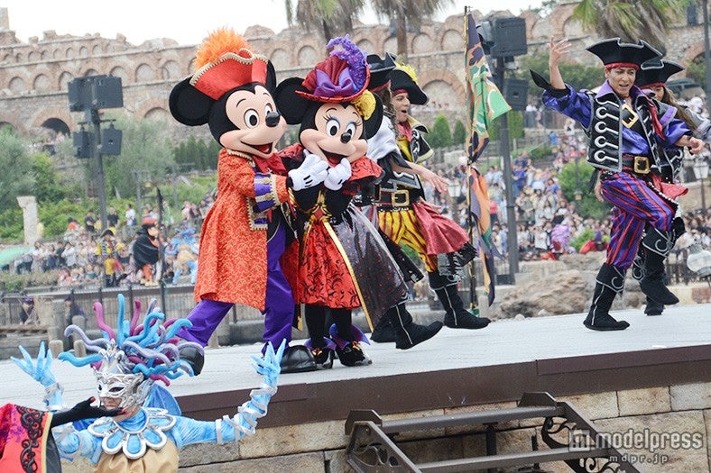 ミッキー＆ミニー／「ザ・ヴィランズ・ワールド」