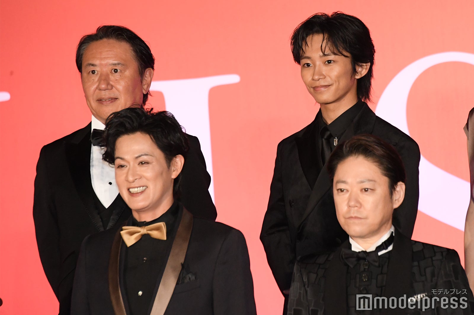 （上段左から）武内英樹監督、加藤清史郎（下段左から）新納慎也、阿部サダヲ（C）モデルプレス