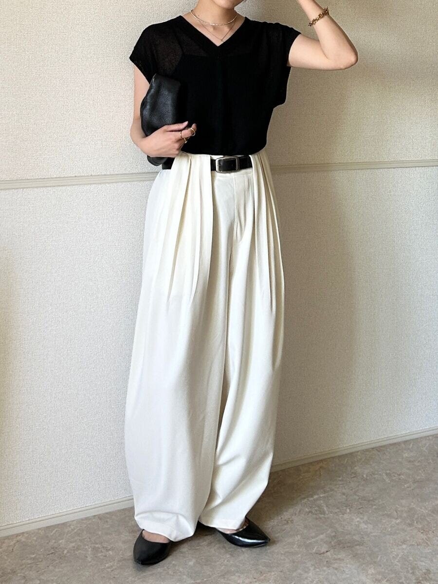 GU　ループヤーンVネックT　Style①OKコーデ全身