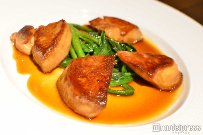 フォアグラを使ったポアレ(特別に作ってくださいました)/(C)モデルプレス