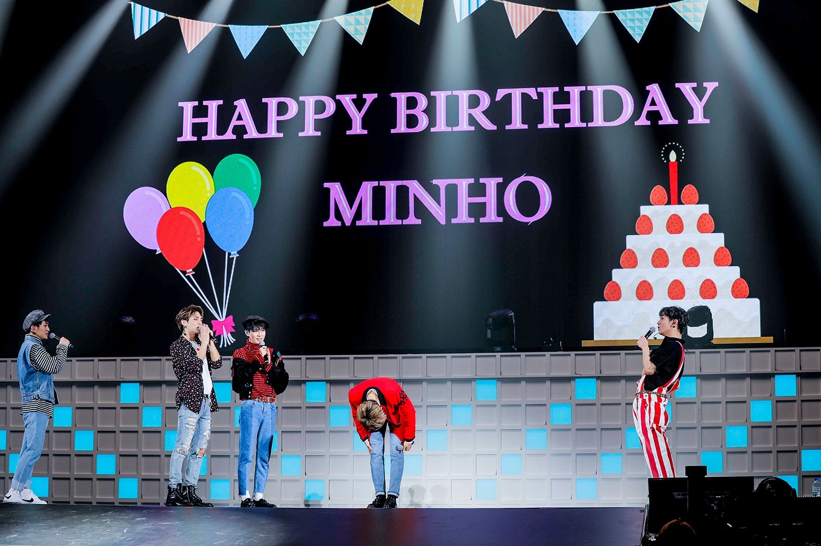 SHINee「SHINee WORLD V in JAPAN」より／Photo：HAJIME KAMIIISAKA