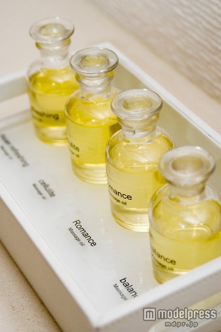 「アジアンリフレッシュ」「セルライト」「バランス」「ロマンス」の4種のオイル