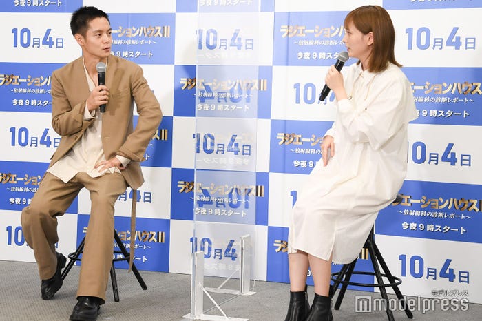 窪田正孝、本田翼 (C)モデルプレス