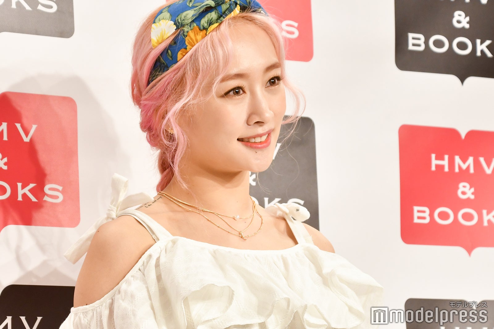 ニコル（C）モデルプレス