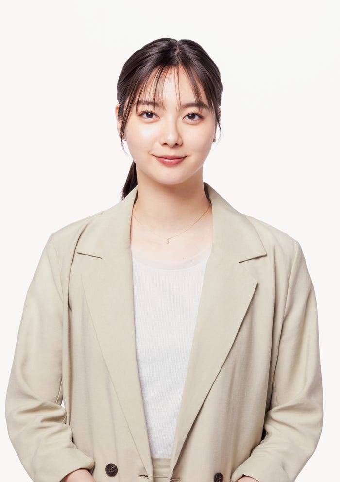 新川優愛(C)読売テレビ