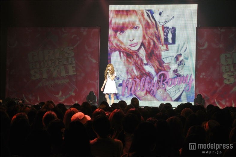 3rdシングル「ナミダソラ」（2012年10月17日発売）のジャケット写真も初公開