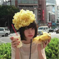 玉城ティナ/「spoon.」12月号(角川グループパブリッシング、2012年10月27日発売)より