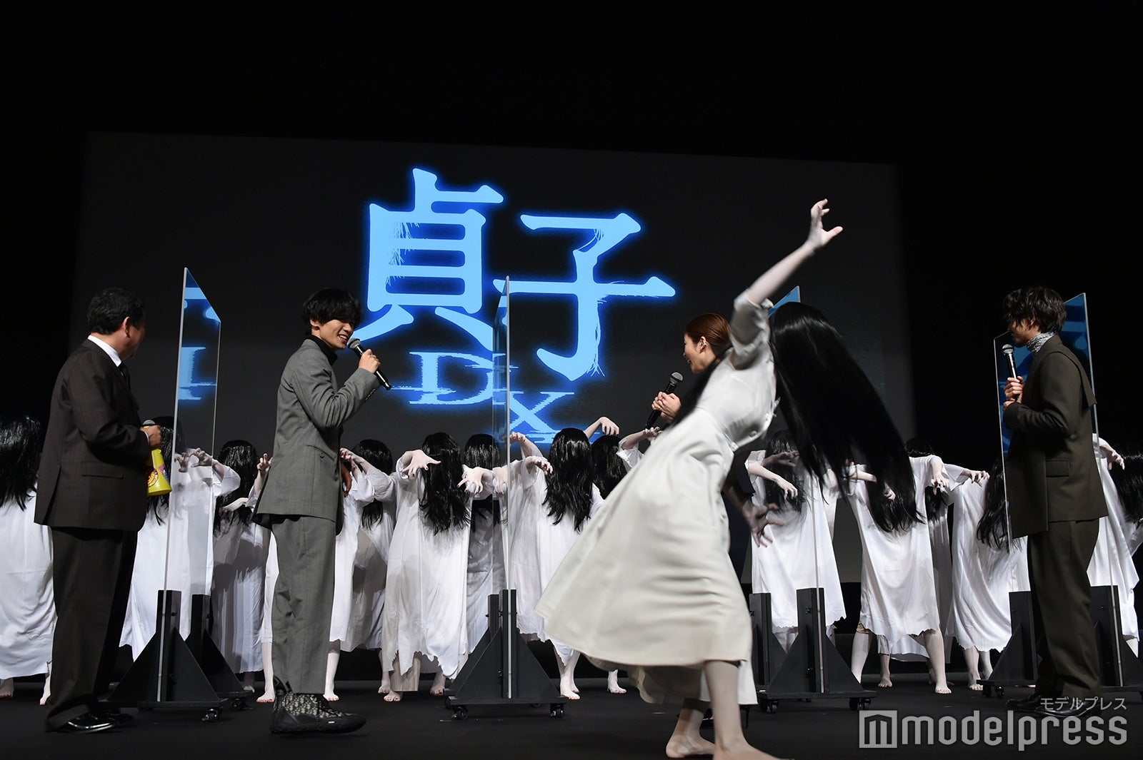 暴走し続ける貞子リーダーが気になる川村壱馬（C）モデルプレス