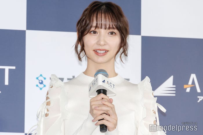 篠田麻里子(C)モデルプレス