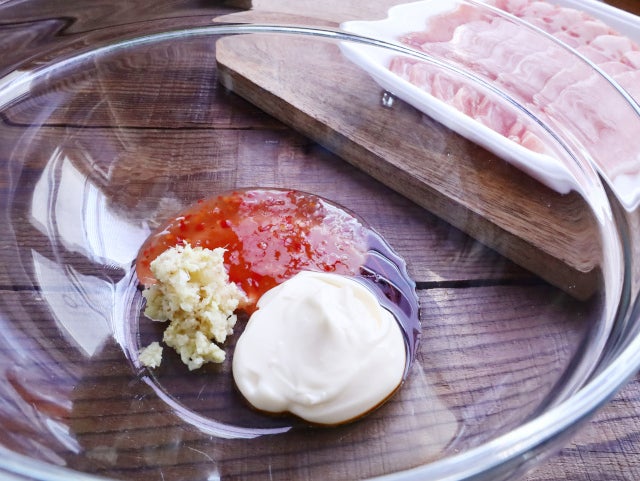 冷蔵庫で眠ってるあの調味料でアレンジ 白ごはんがすすむ 豚のしょうが焼き モデルプレス