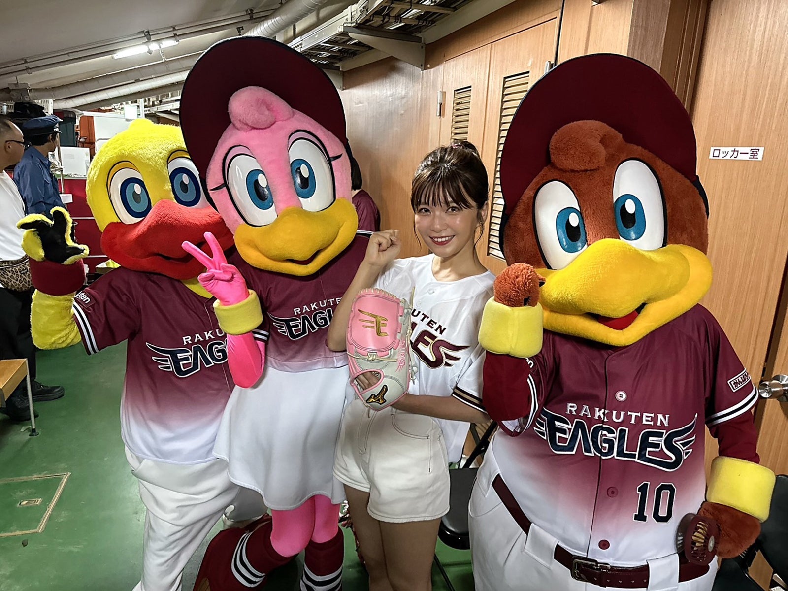AAA - 宇野実彩子 バングル ローズゴールド 画像・写真 | AAA・宇野実彩子デザイン「ハーフラウンドバッグ