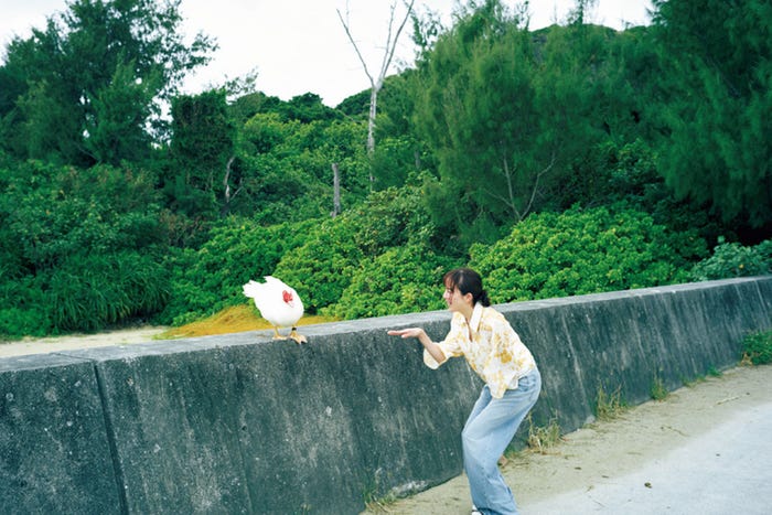 比嘉愛未(撮影:三宮幹史/『FRIDAY』2026年7月16日発売号より)