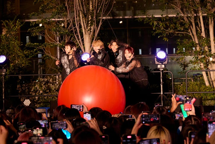 超特急/撮影:米山三郎