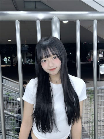 14歳JCインフルエンサー・なな、ナチュラルメイクの"幼な可愛い"姿に「透明感めちゃ好き」