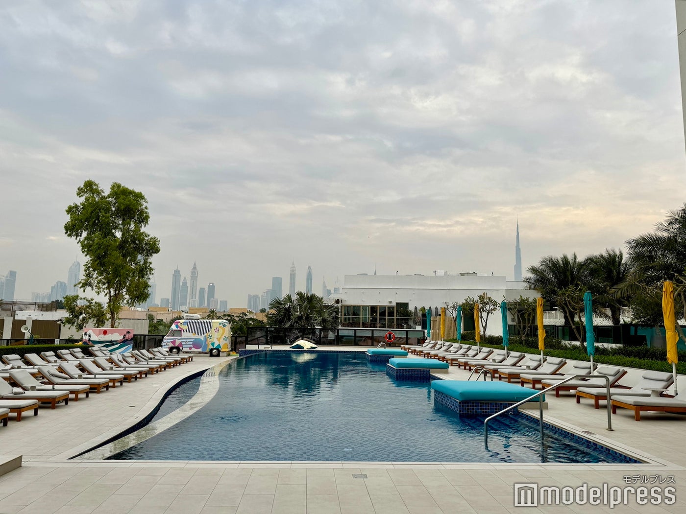 ローブ ラ メール ビーチ(C)モデルプレス