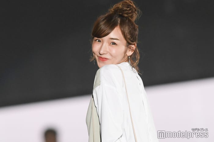 加護亜依(C)モデルプレス