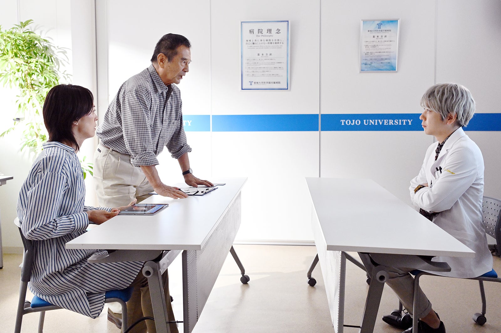 二宮和也ら「ブラックペアン シーズン２」第9話より（C）TBS