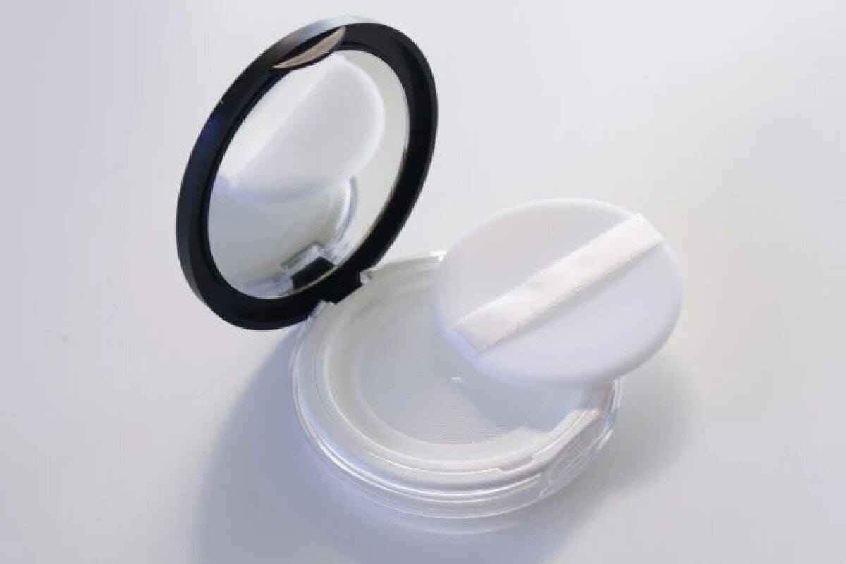 ダイソー　ミラー付きパウダーケース　パフ1Pセット