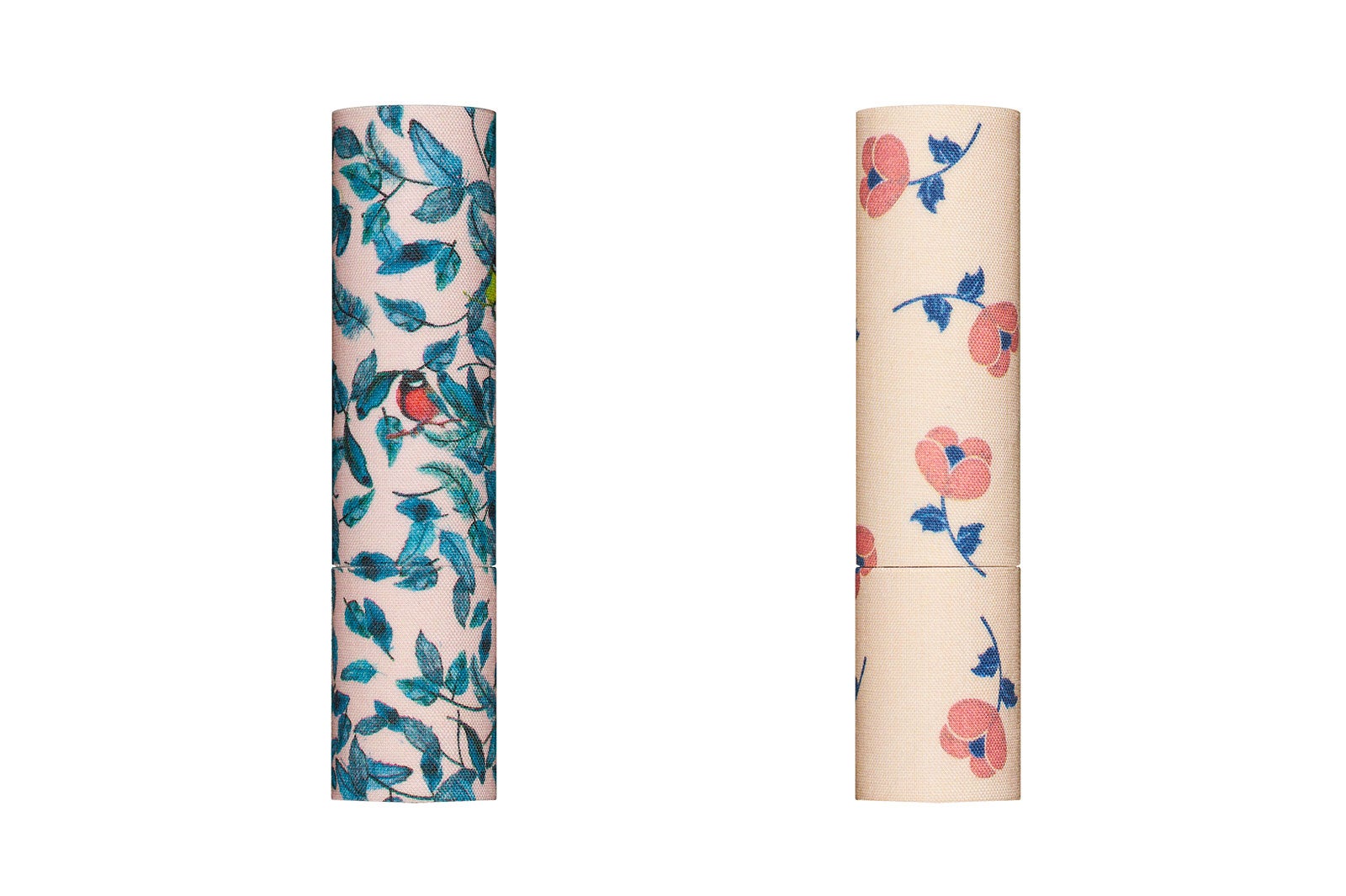 ポール ＆ ジョー リミテッド リップスティック ケース（左から）001、002／画像提供：PAUL & JOE BEAUTE