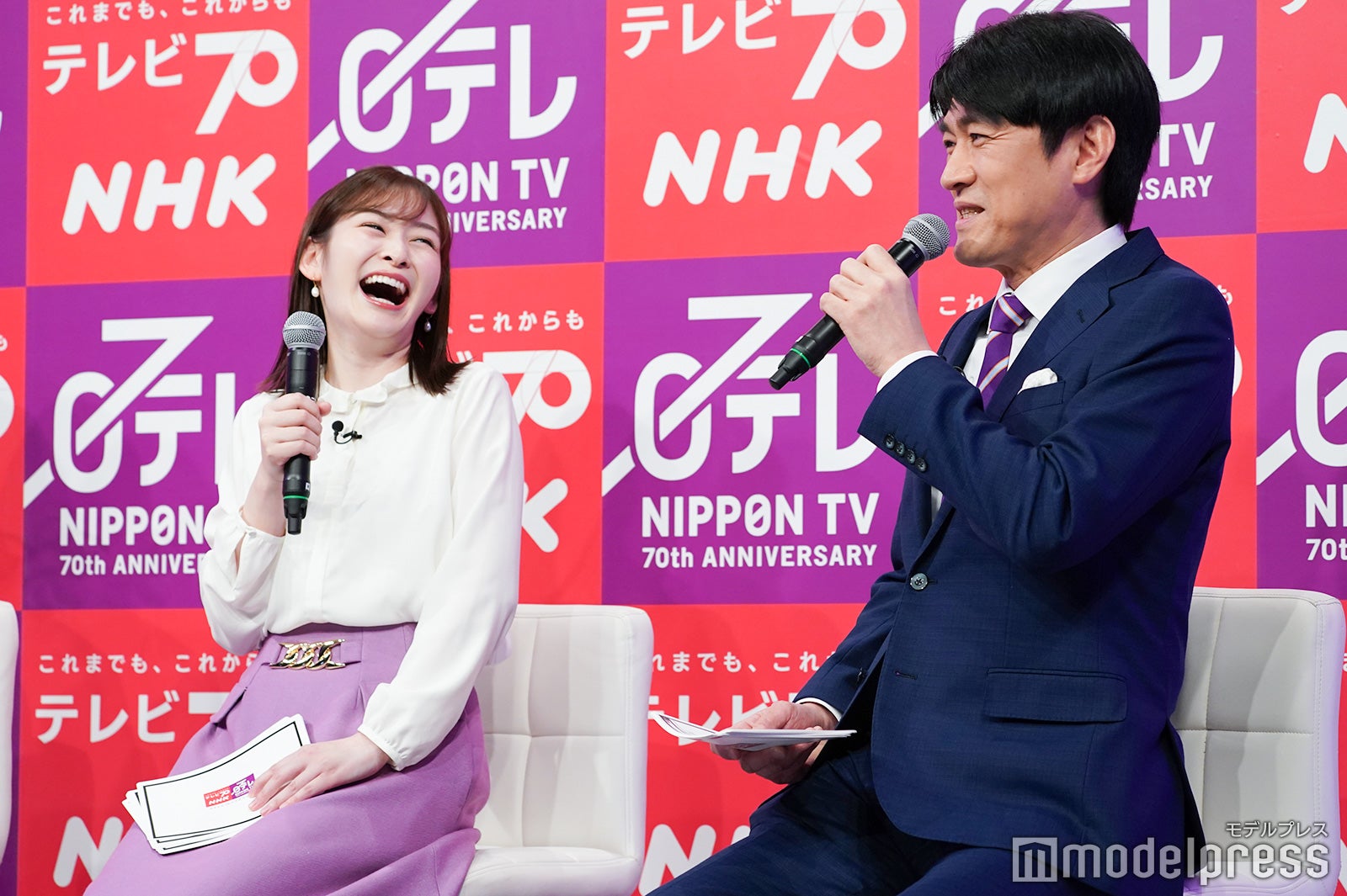 岩田絵里奈アナウンサー、藤井貴彦アナウンサー （C）モデルプレス