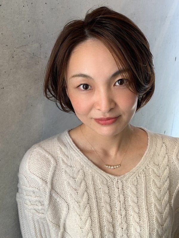 40代にかっこいいショート パーマ特集 動きのあるスタイルで見せる大人の雰囲気 モデルプレス 40代にかっこいいショート パーマ特集 動きのあるスタイルで見せる大人の雰囲気 モデルプレス