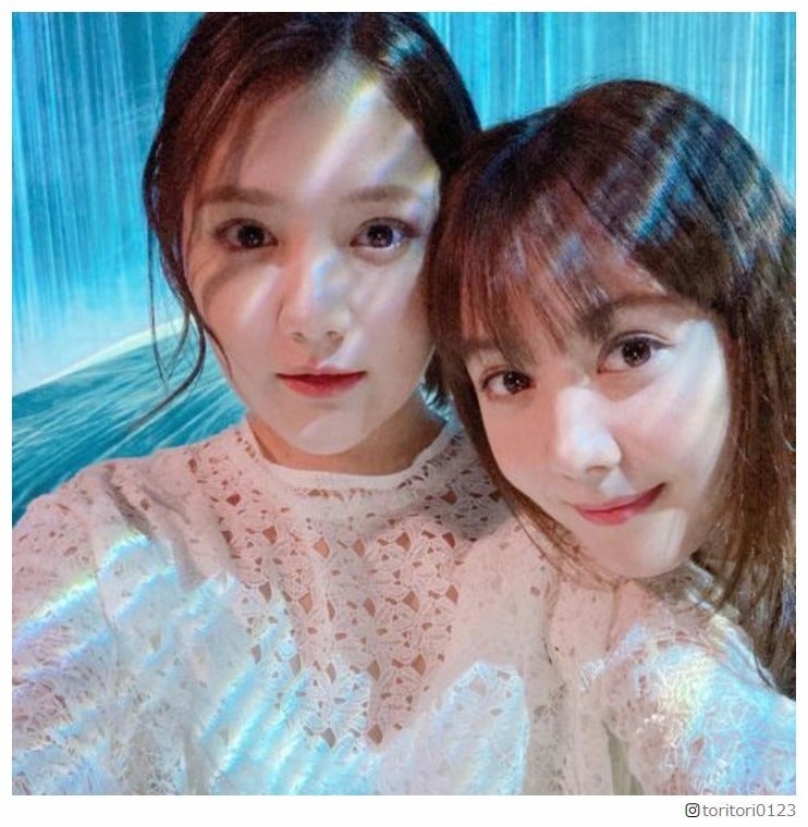 トリンドル玲奈、妹・瑠奈との密着2ショットに「最強の美人姉妹」の声　誕生日に感謝つづる