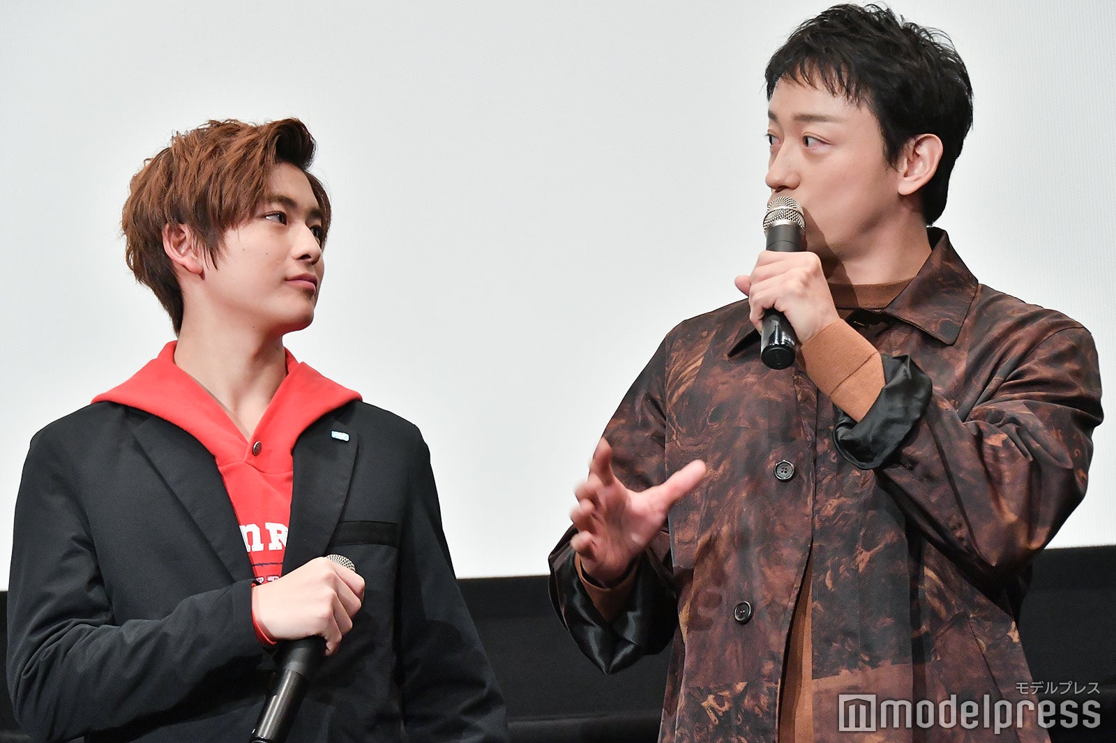 高橋文哉、山本耕史 （C）モデルプレス