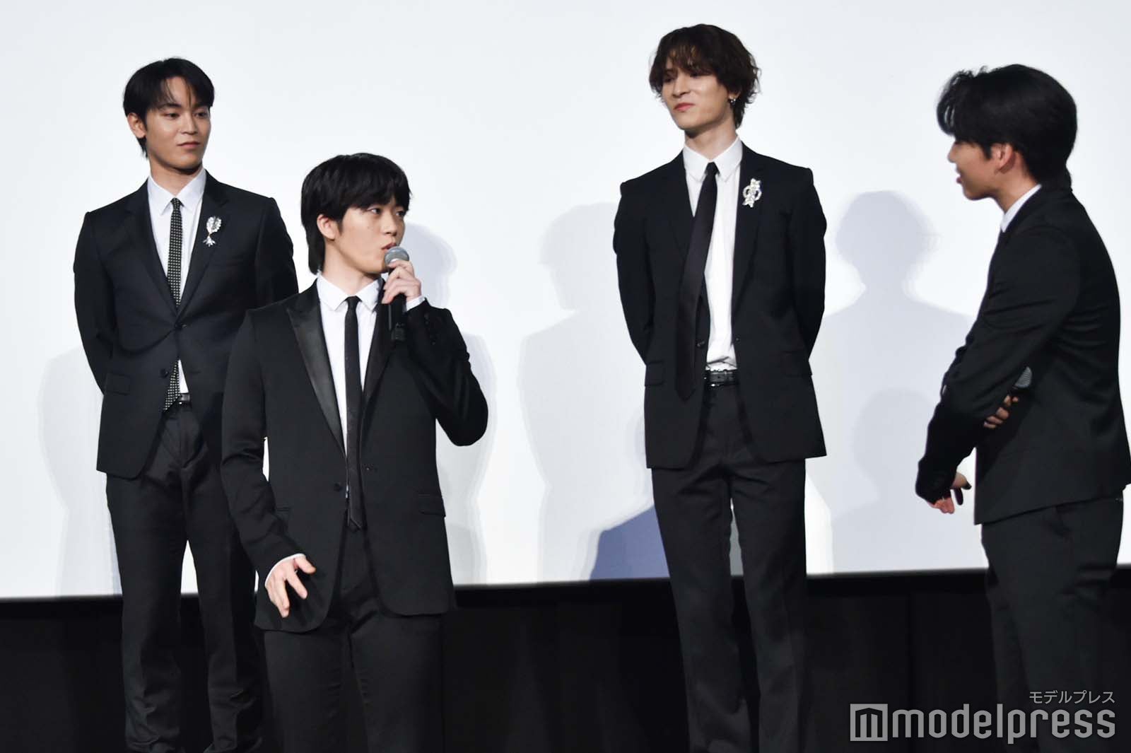 與那城奨、木全翔也、金城碧海、川尻蓮（C）モデルプレス