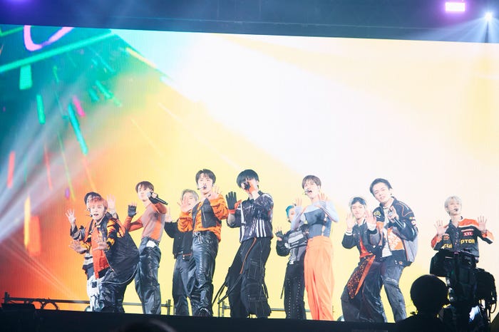 JO1(C)LAPONE Entertainment