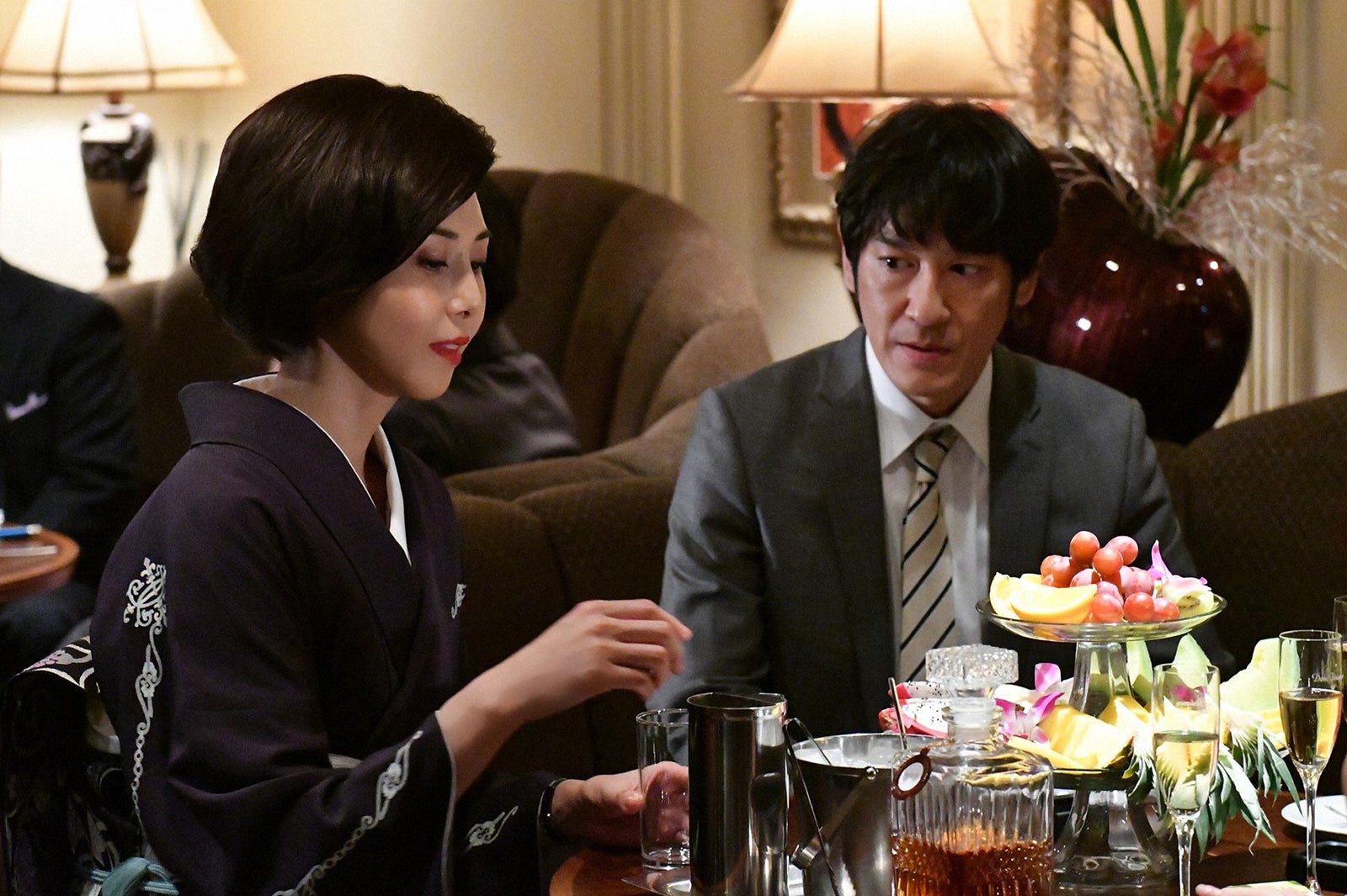 松嶋菜々子、田中直樹「砂の塔～知りすぎた隣人」第6話・場面カット（C）TBS